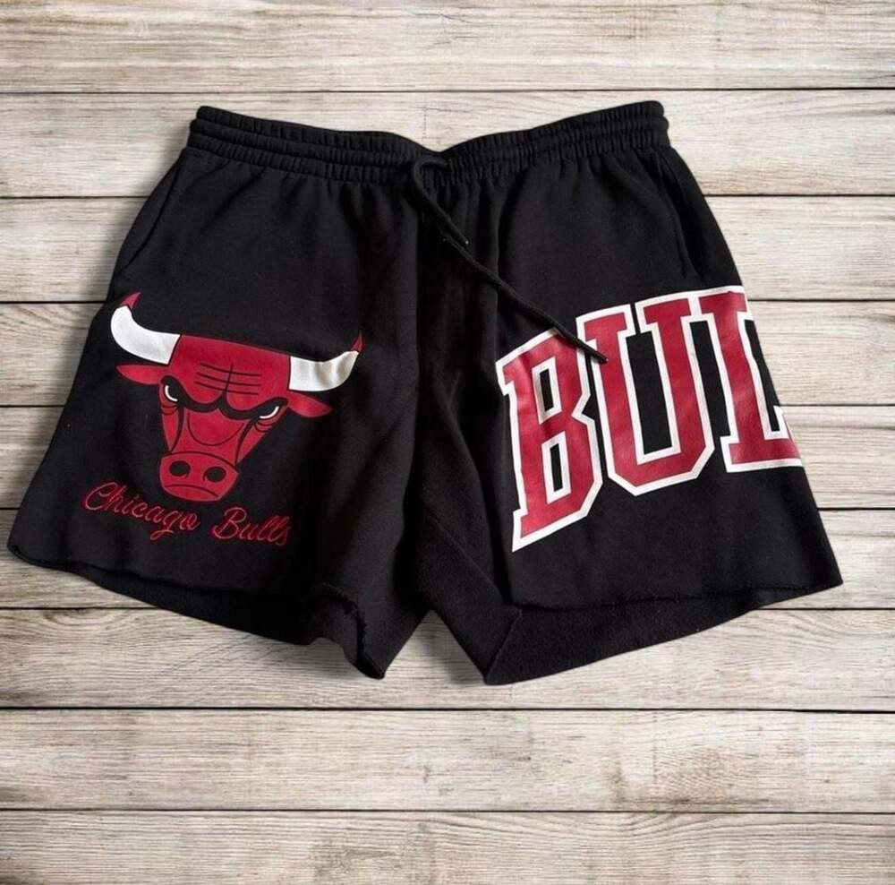 Ultra Game Chicago Bulls NBA Basketball Fleece Shorts Black